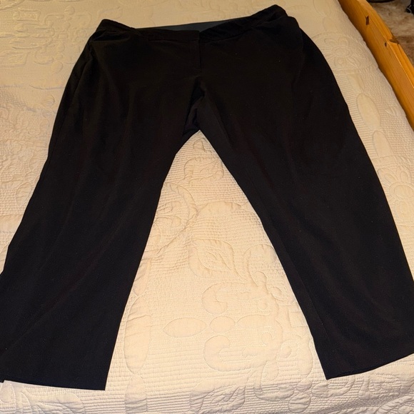 Croft & Barrow Black Stretch Pants (short/petite length) - Picture 1 of 4